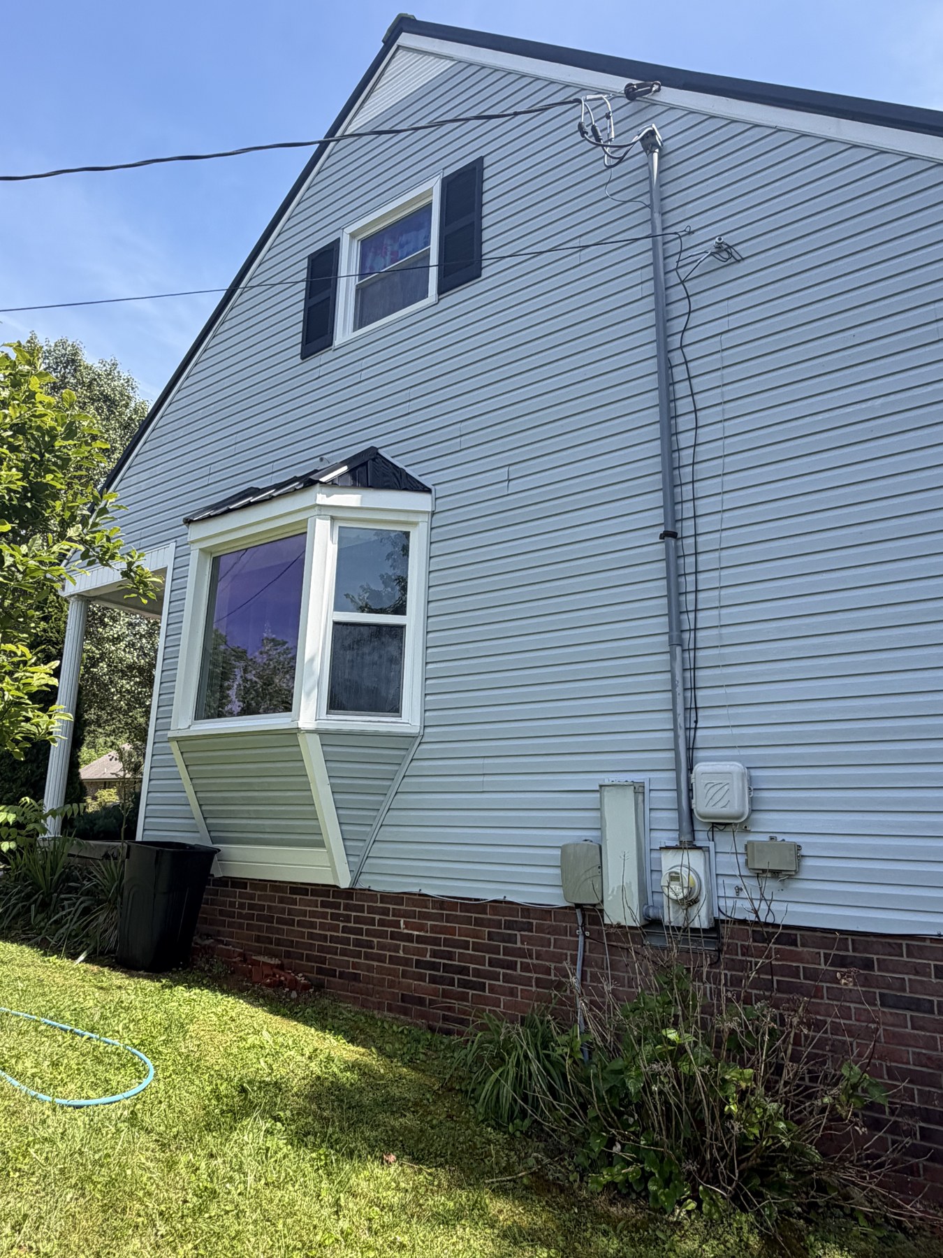 Clean exterior after soft wash in Livingston, TN
